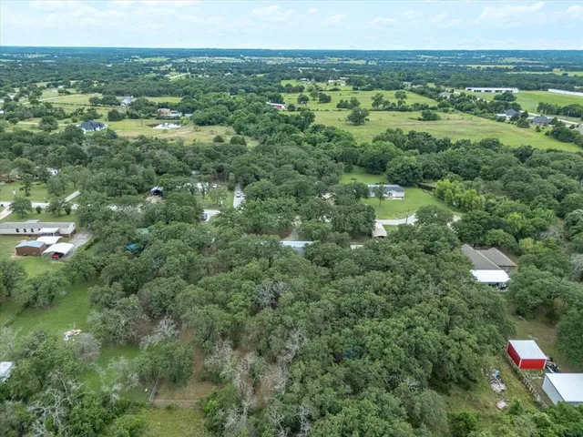 $1,500 | 146 Deerwood Lane, Springtown, TX 76082