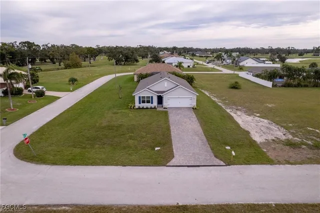 $2,000 | 1705 Northwest 31st Place, Cape Coral, FL 33993