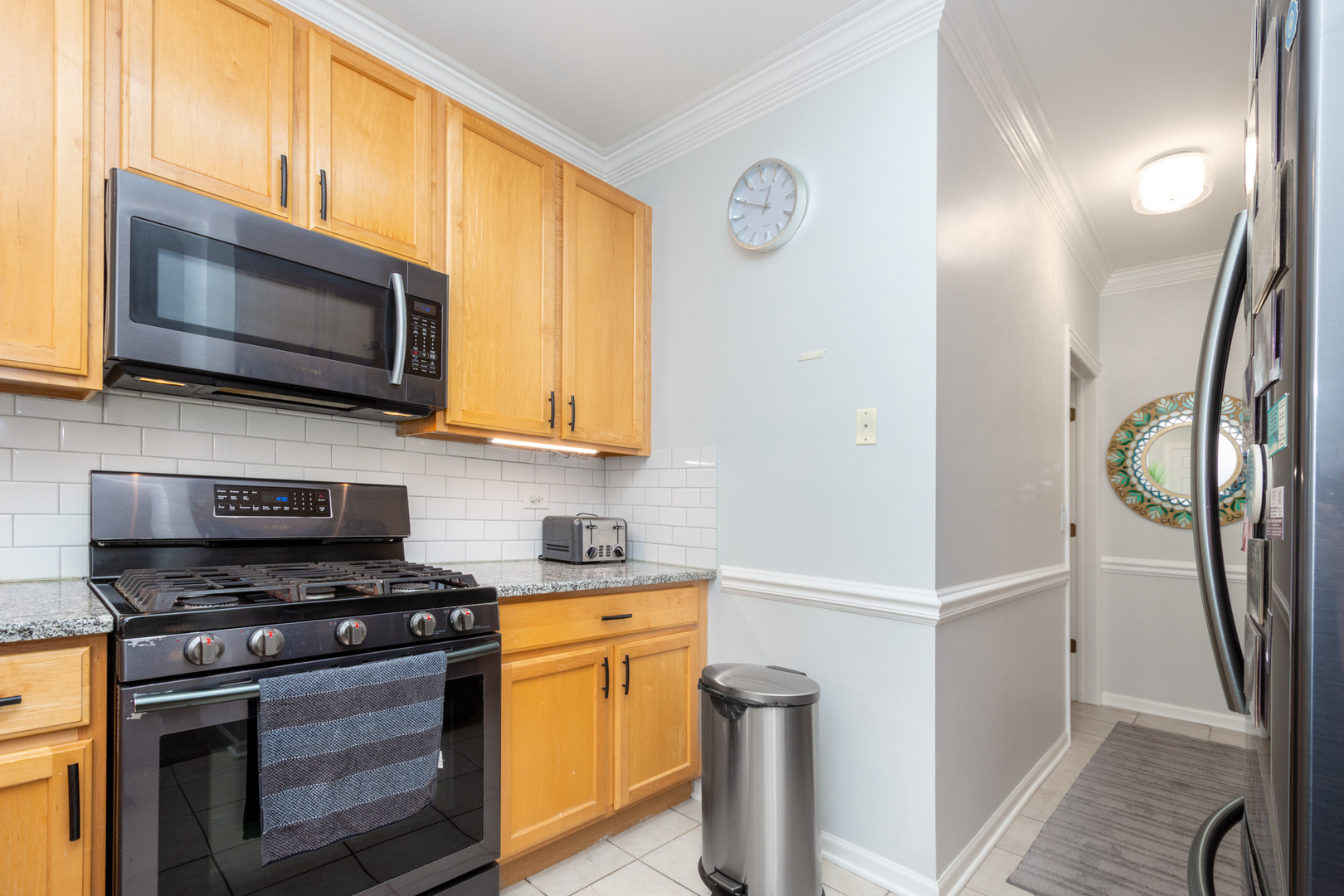 3136 Falling Waters Lane, Unit 1 Lindenhurst, IL 60046 - Photo 8 of 26
