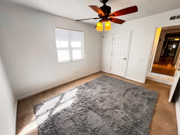 $199,500 | 21604 Fox Drive, Carlyle, IL 62231