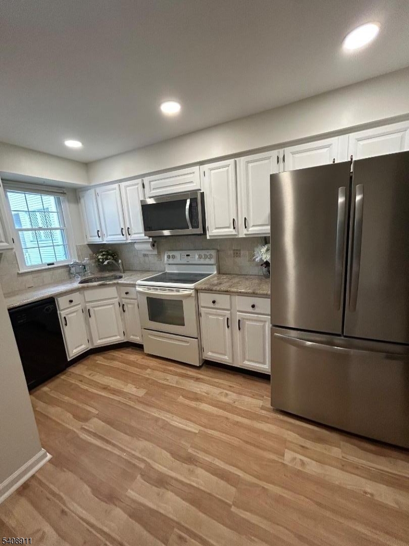 109 Alexandria Way Bernards, NJ 07920 - Photo 2 of 17