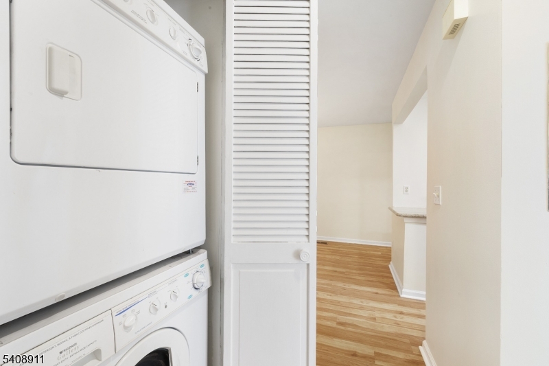 109 Alexandria Way Bernards, NJ 07920 - Photo 8 of 13