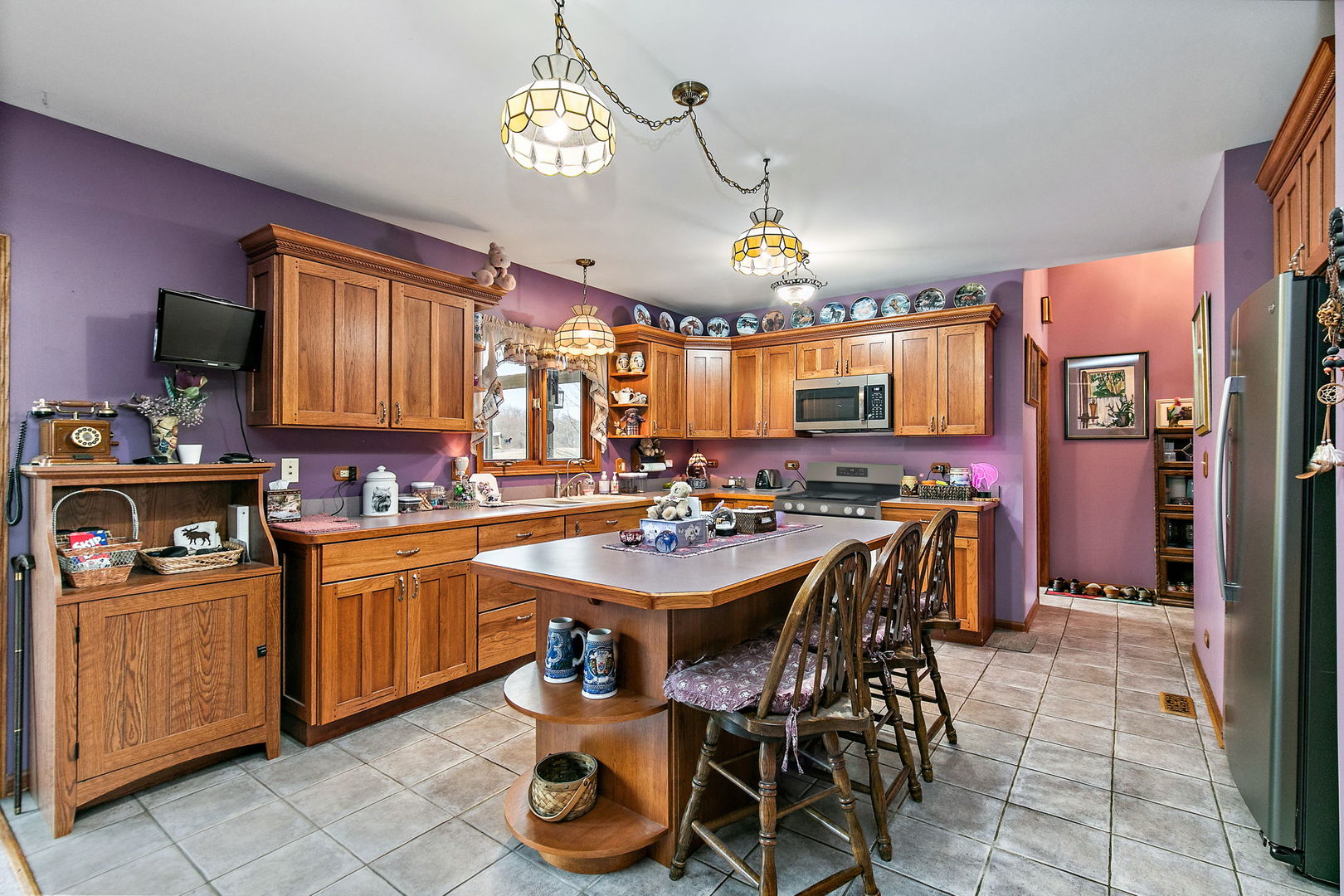 14N700 Factly Road Sycamore, IL 60178 - Photo 50 of 73 a view of a dining room with furniture and chandelier