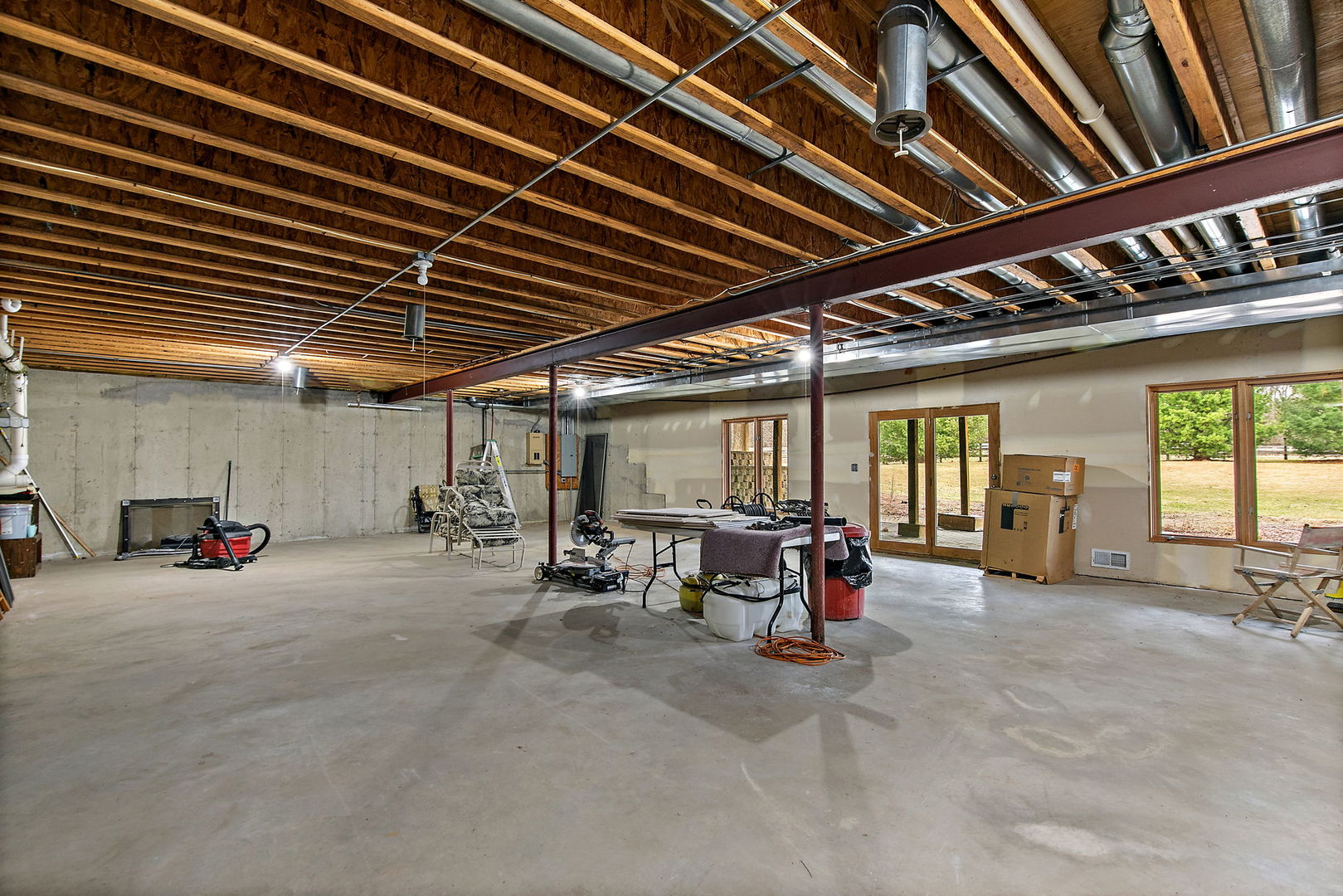 14N700 Factly Road Sycamore, IL 60178 - Photo 67 of 73 a view of a room with gym equipment