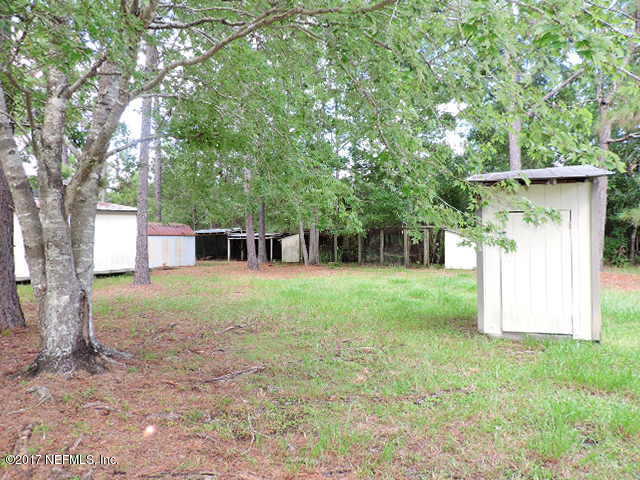 4330 Bondarenko Road Keystone Heights, FL 32656 - Photo 13 of 56 Kennels and Irrigation Pumphouse