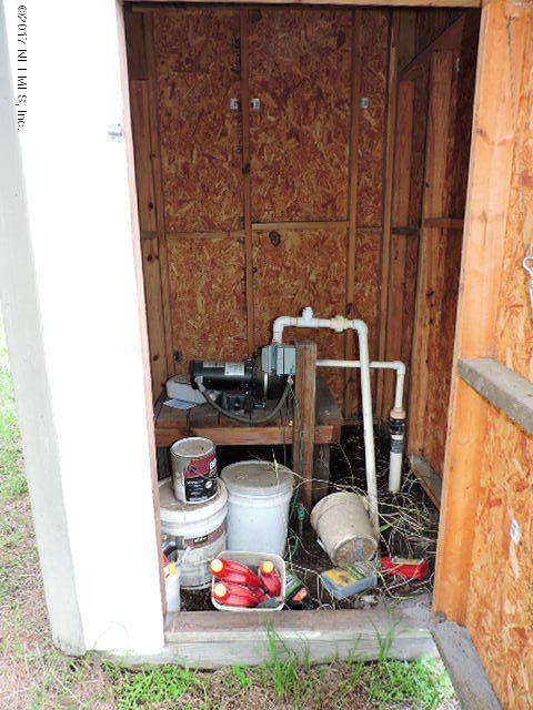 4330 Bondarenko Road Keystone Heights, FL 32656 - Photo 14 of 56 Irrigation Pumphouse