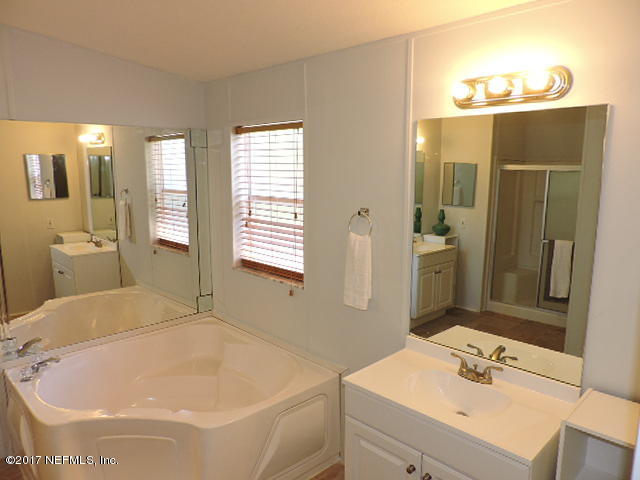 4330 Bondarenko Road Keystone Heights, FL 32656 - Photo 37 of 56 Master En-suite