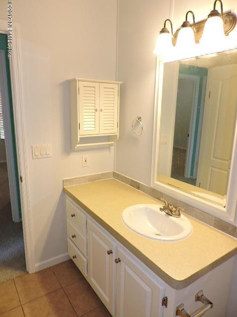 4330 Bondarenko Road Keystone Heights, FL 32656 - Photo 41 of 56 Guest Bathroom Reverse