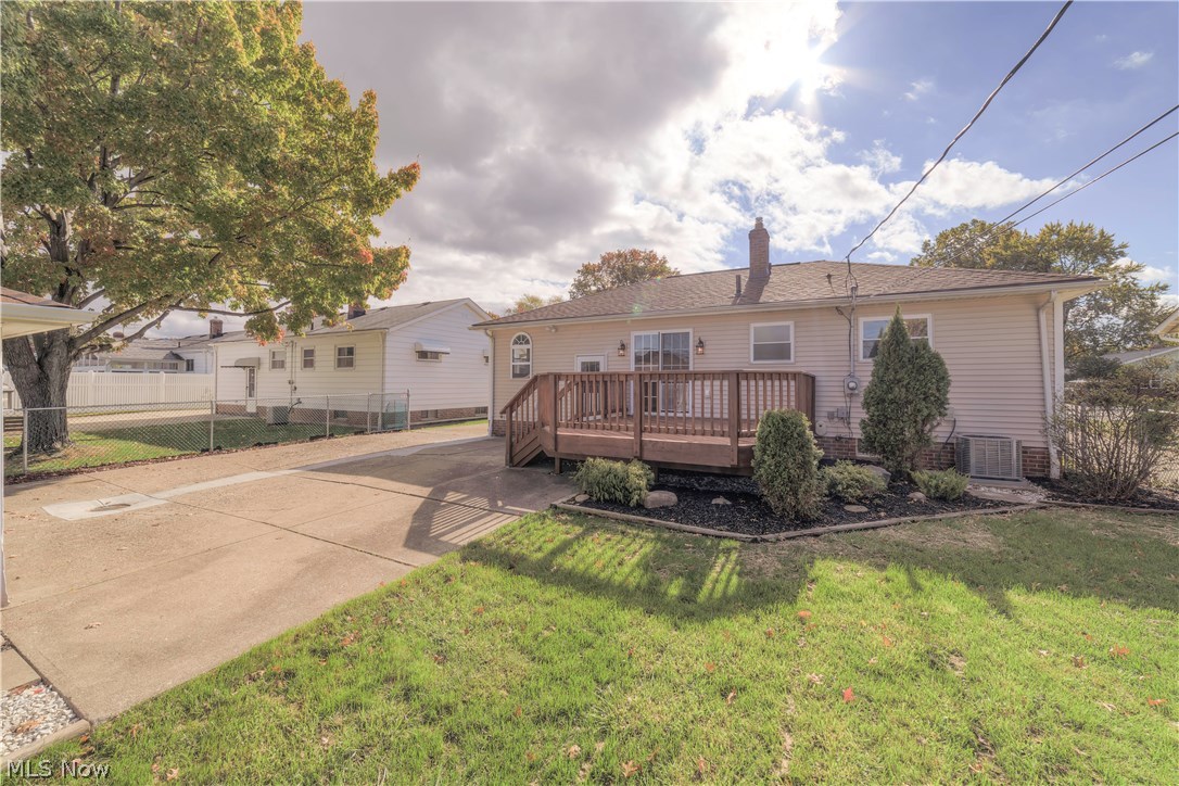 30221 Vineyard Road Willowick, OH 44095 - Photo 25 of 25