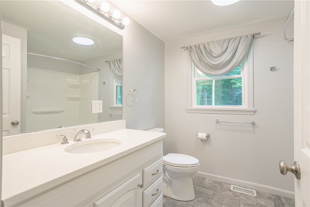 1206 Mile Square Road Mendon, NY 14506 - Photo 16 of 25