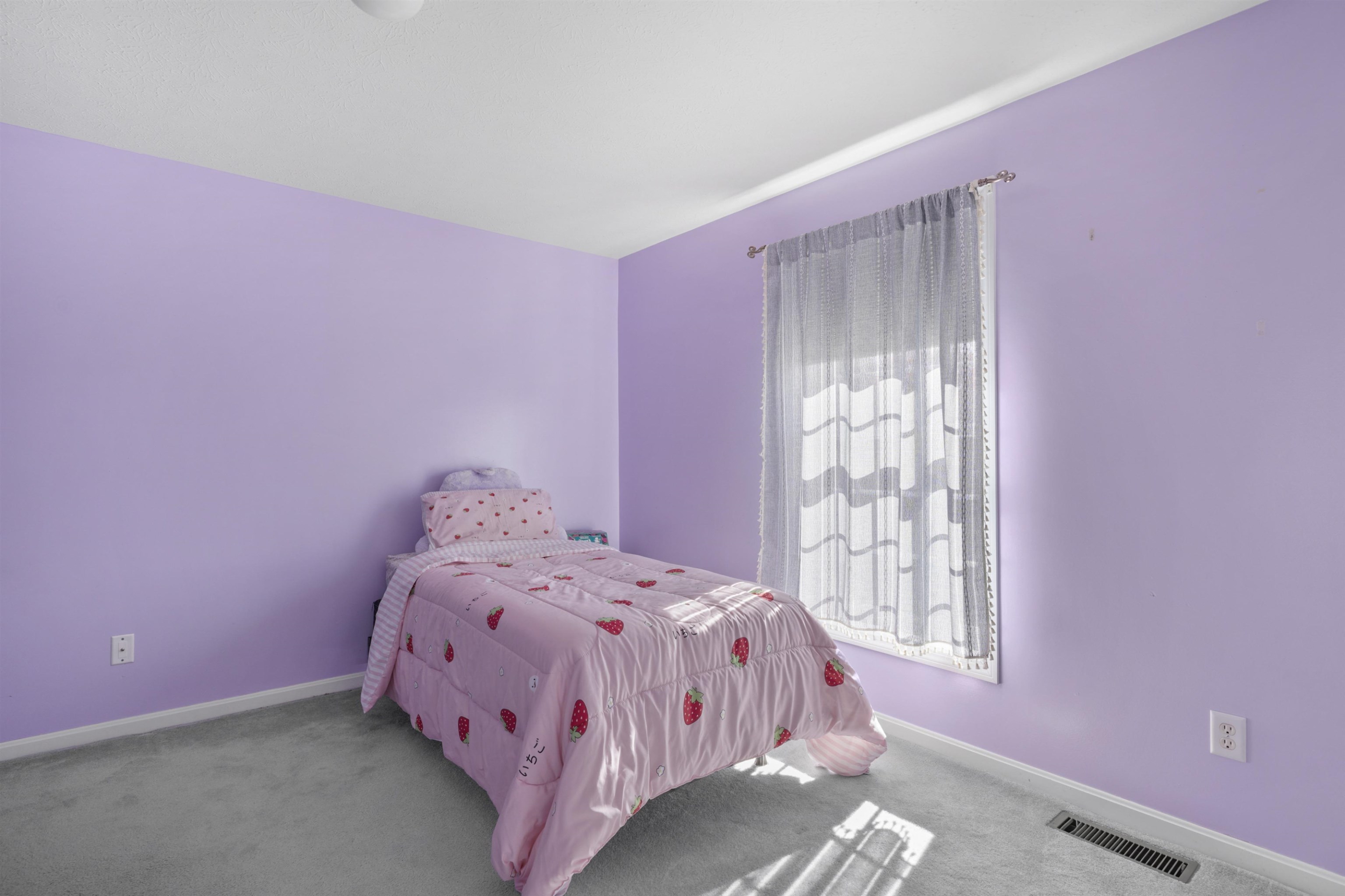 16 Summit Road Bedford, NH 03110 - Photo 22 of 43