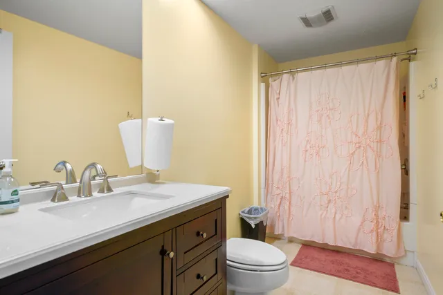 $789,000 | 16 Summit Road, Bedford, NH 03110