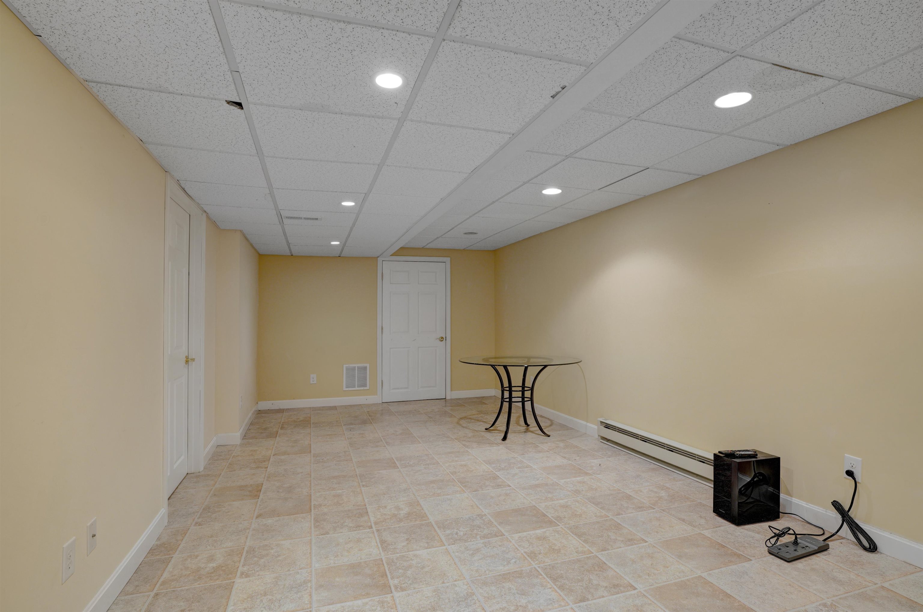 16 Summit Road Bedford, NH 03110 - Photo 28 of 43