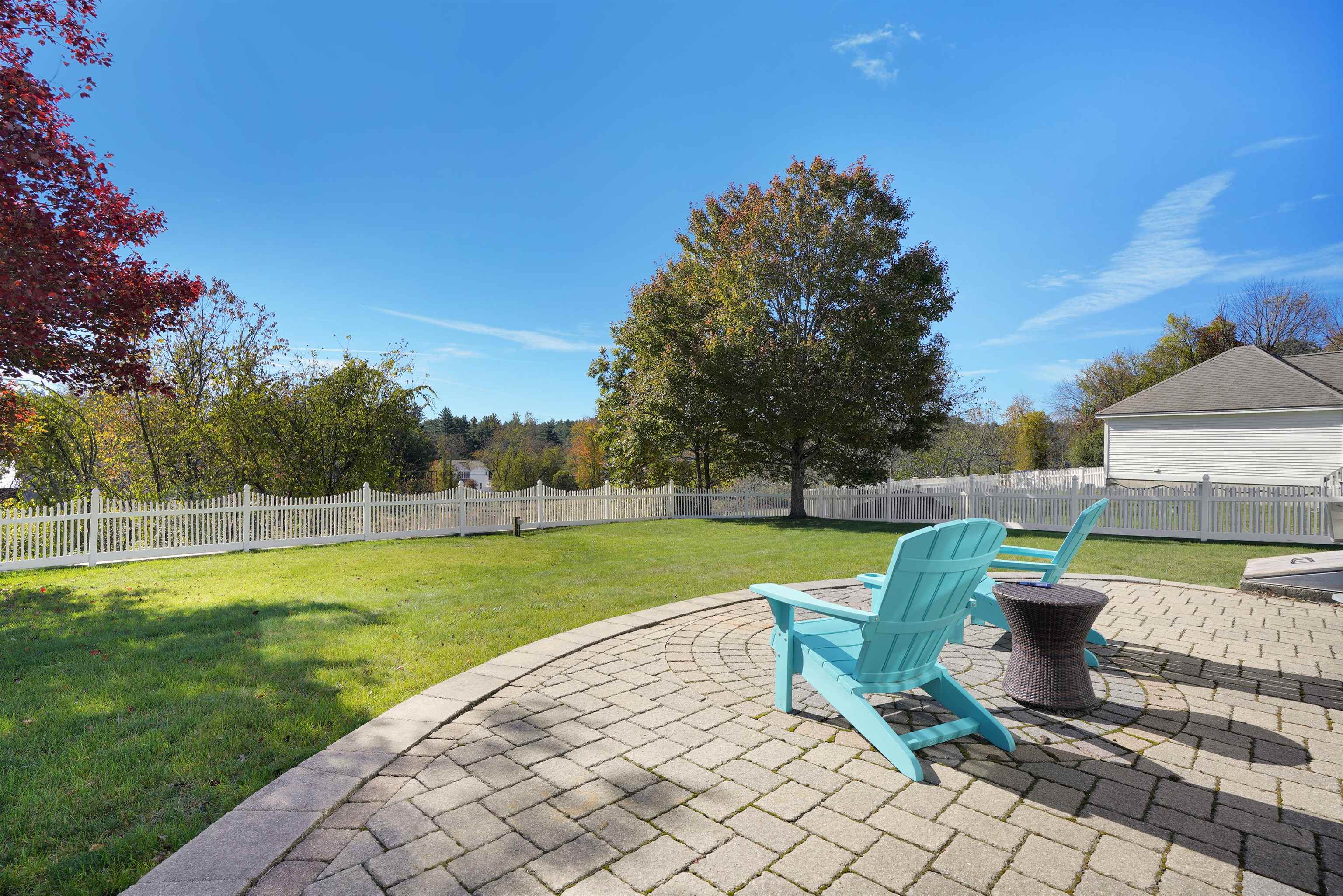 16 Summit Road Bedford, NH 03110 - Photo 30 of 43