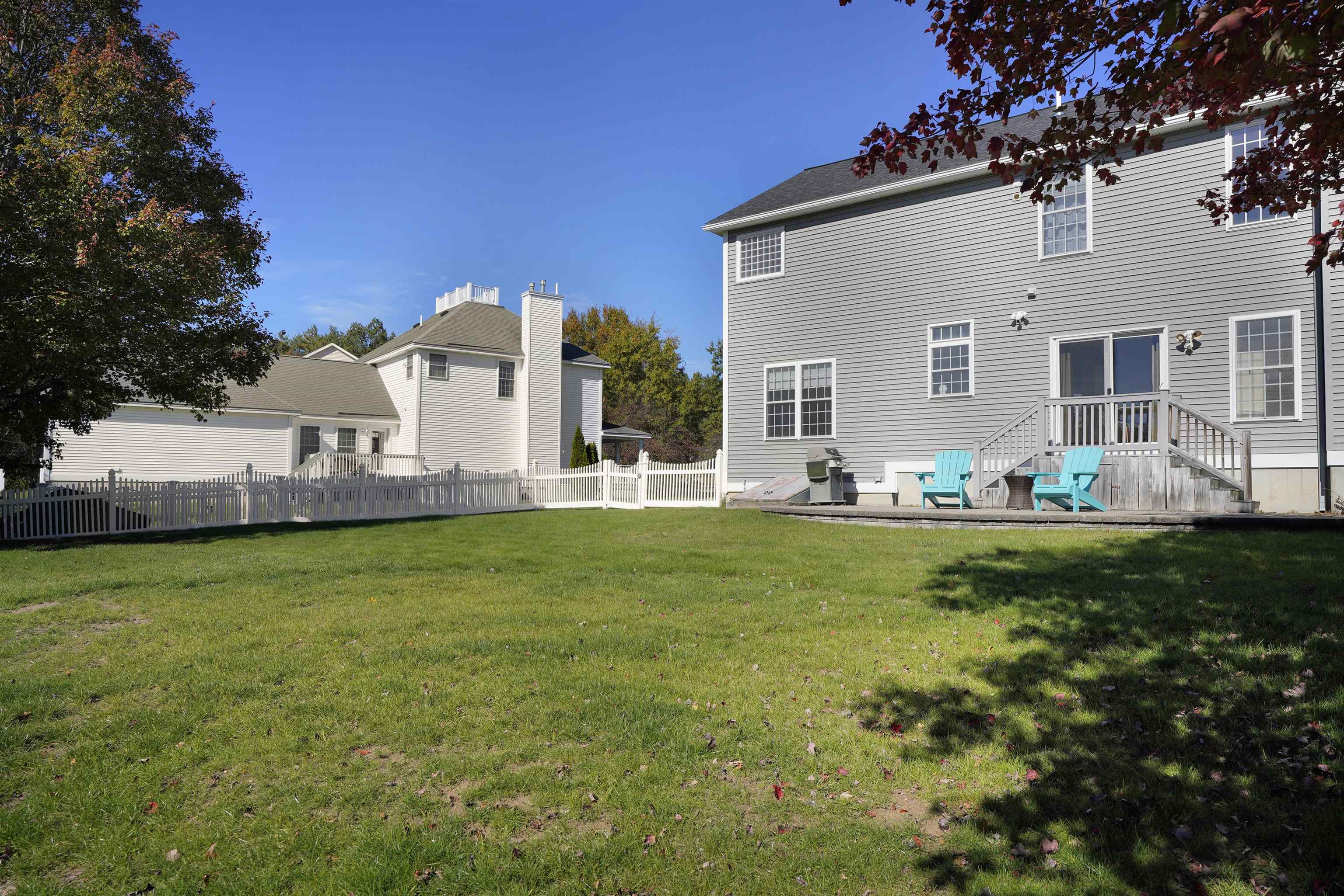 16 Summit Road Bedford, NH 03110 - Photo 31 of 43