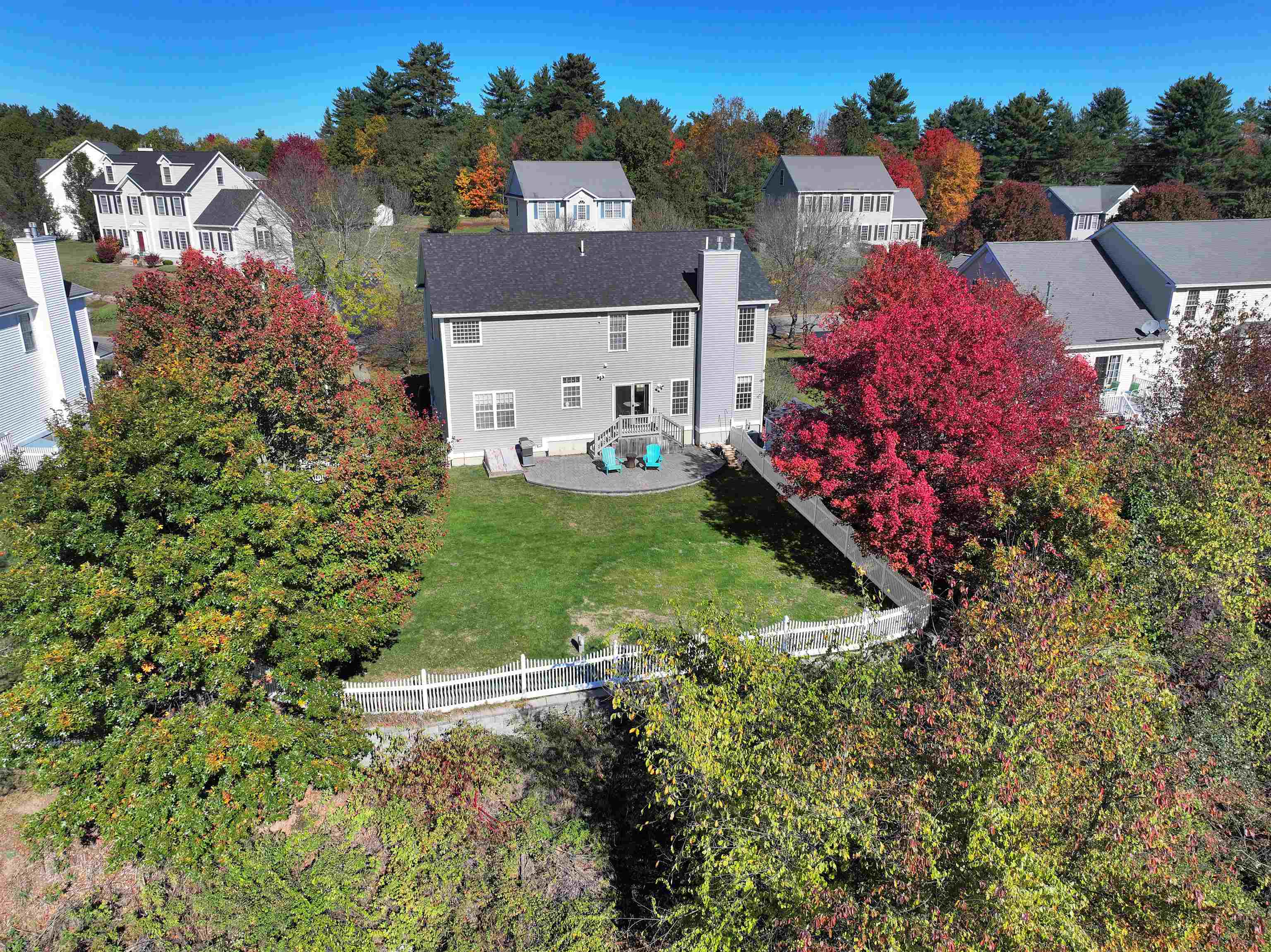 16 Summit Road Bedford, NH 03110 - Photo 37 of 43