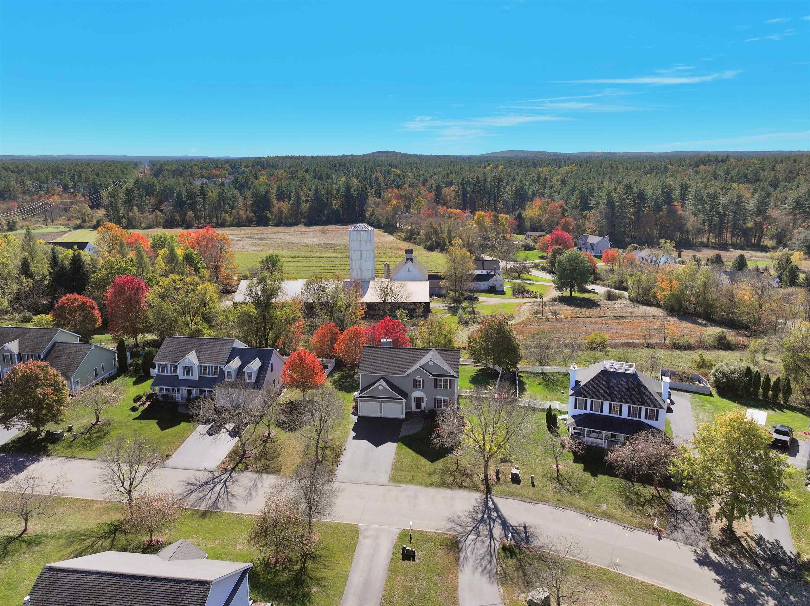 16 Summit Road Bedford, NH 03110 - Photo 41 of 43