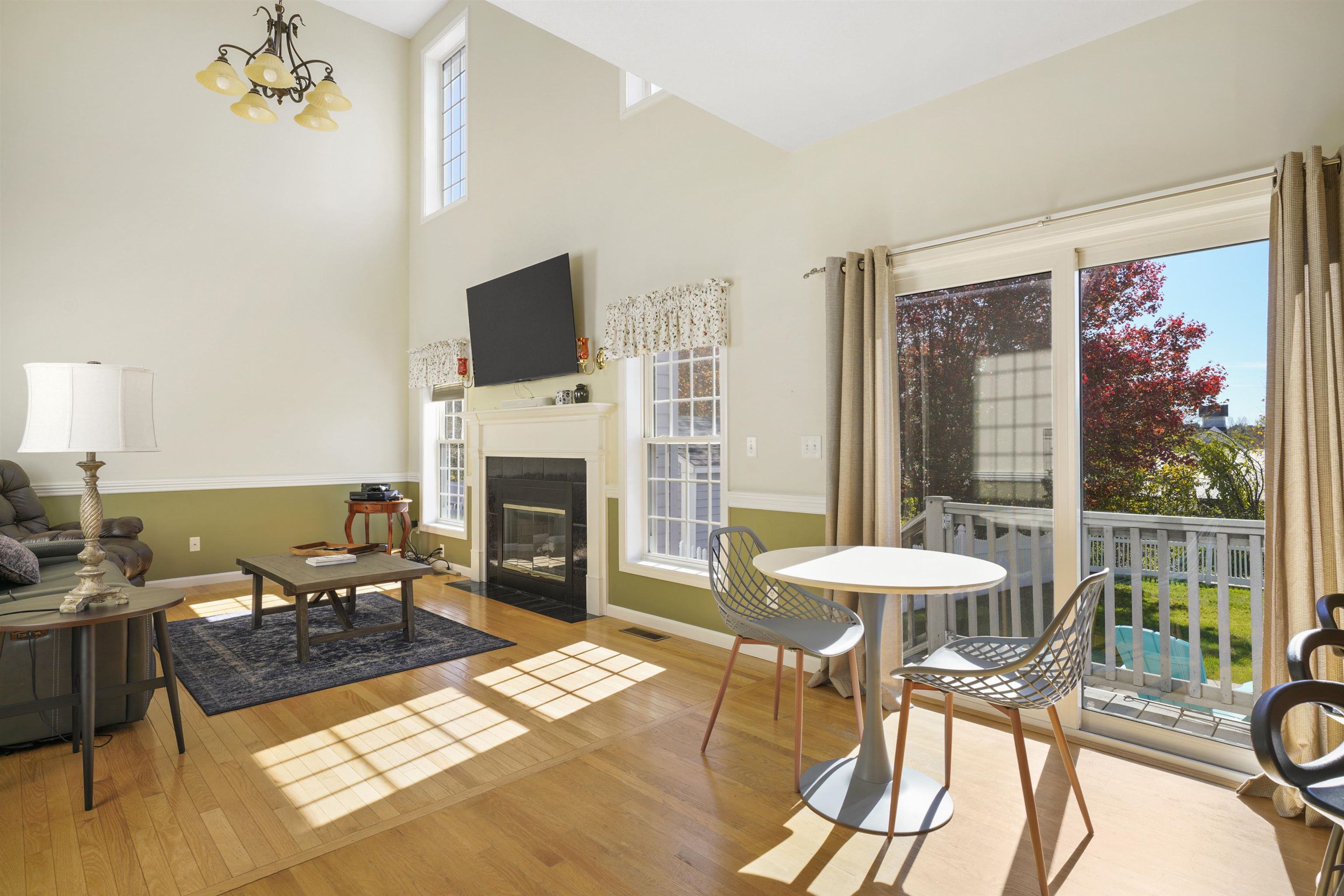 16 Summit Road Bedford, NH 03110 - Photo 6 of 43