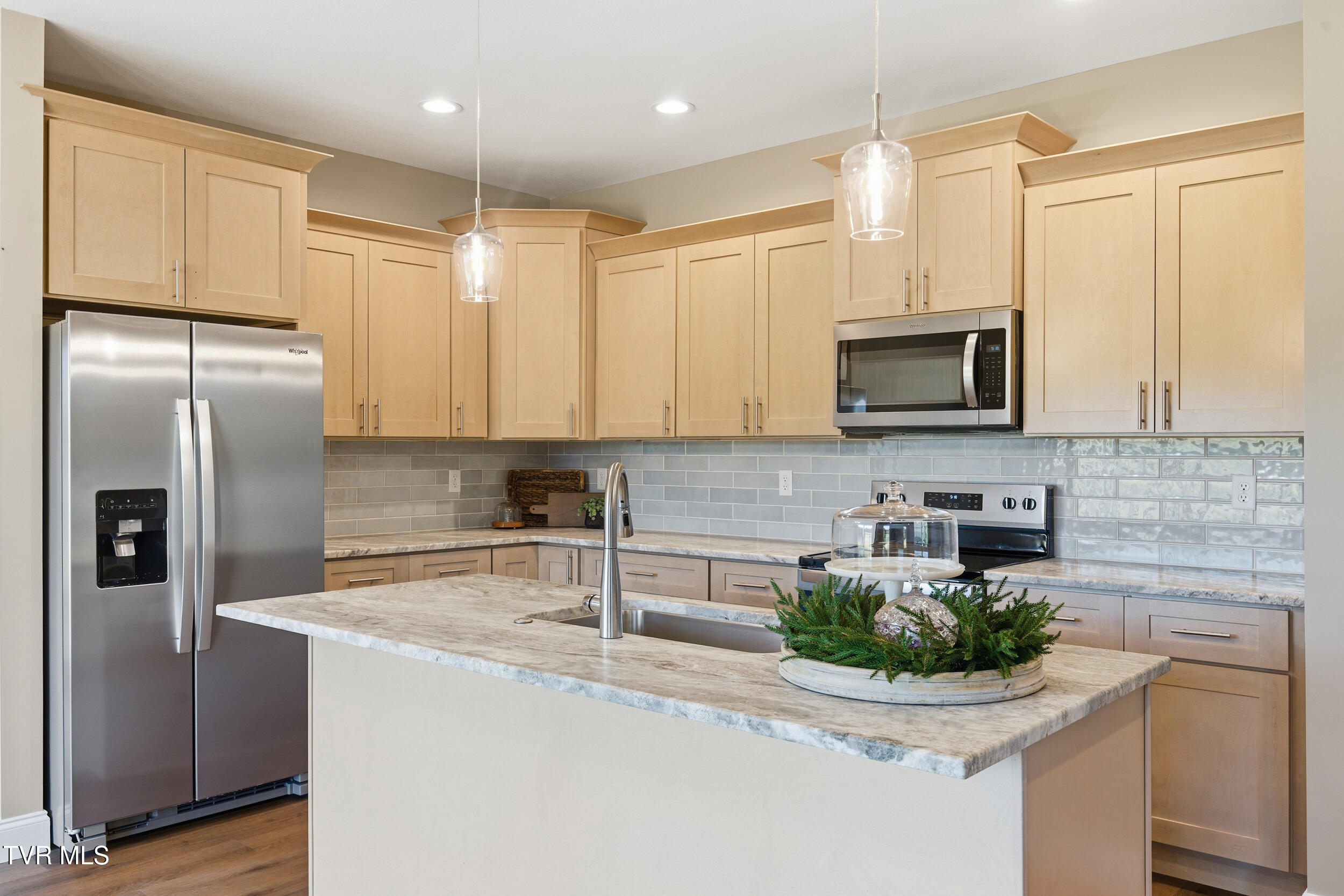 260 Par Lane Greeneville, TN 37743 - Photo 14 of 48 036