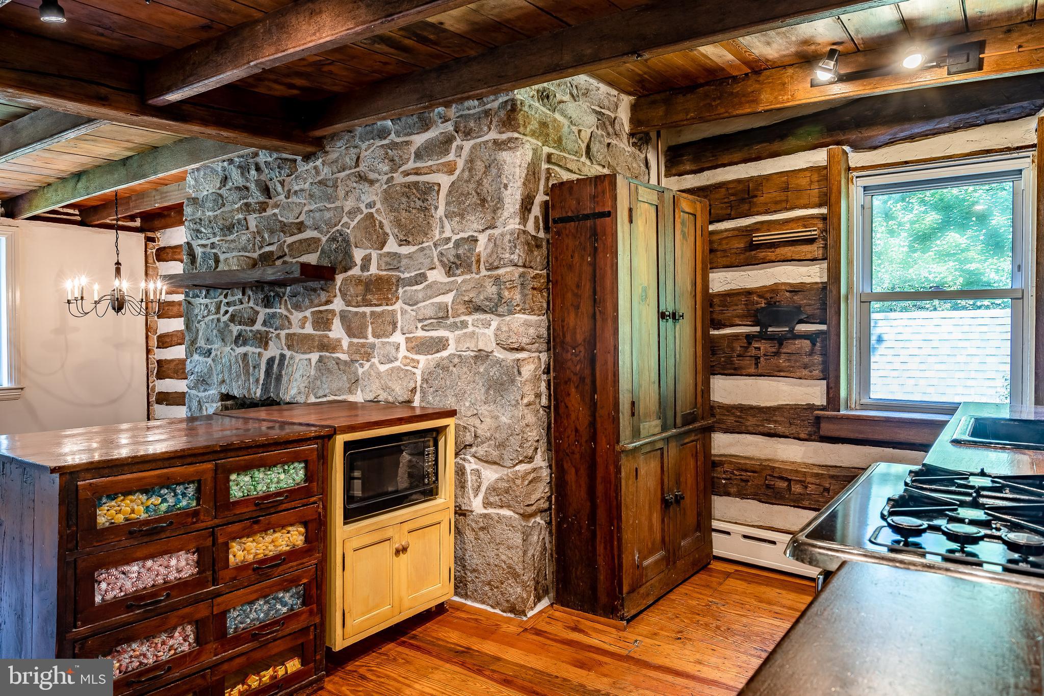 20 Lyndell Road Downingtown, PA 19335 - Photo 12 of 45 Kitchen