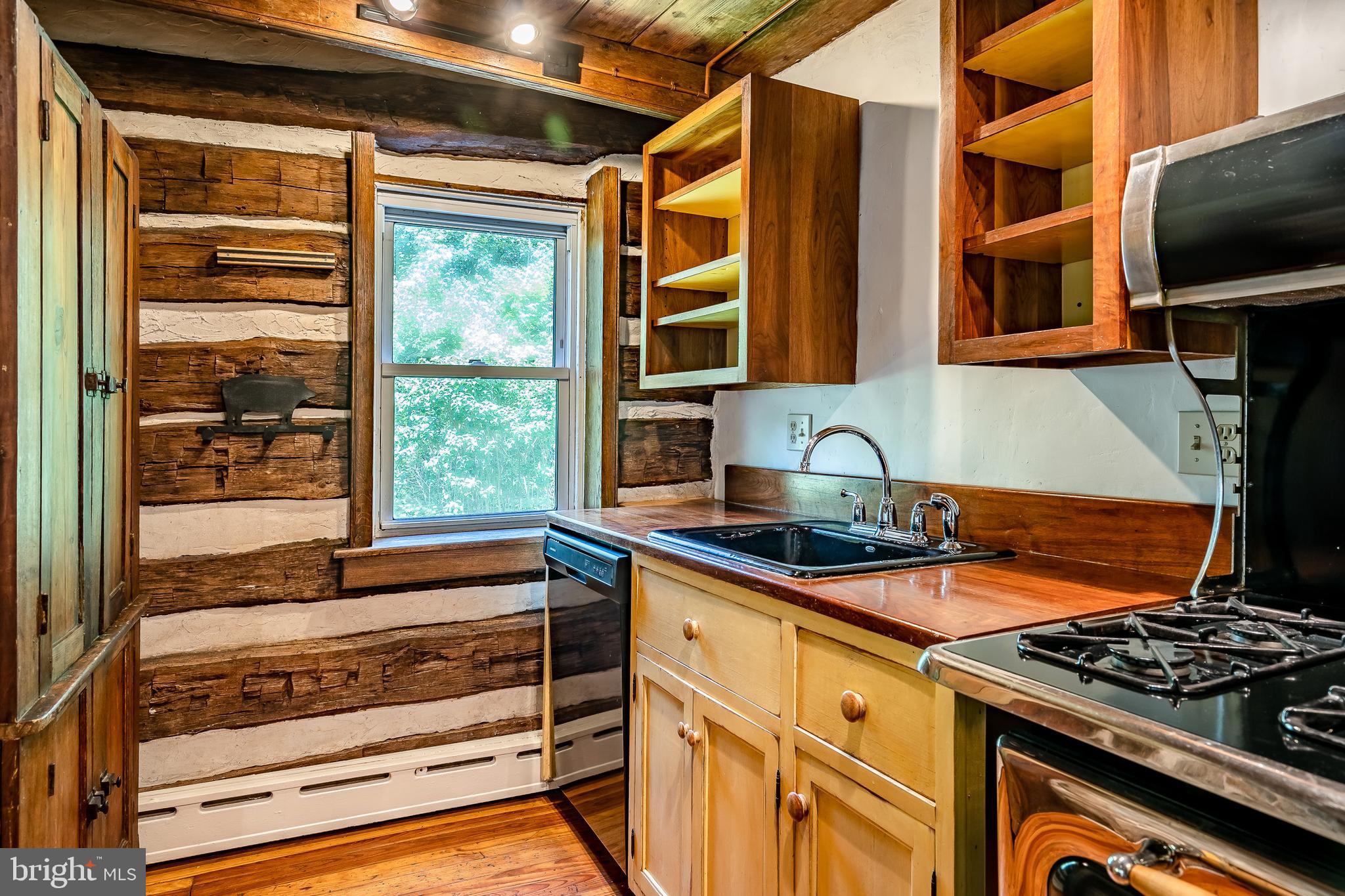 20 Lyndell Road Downingtown, PA 19335 - Photo 13 of 45 Kitchen