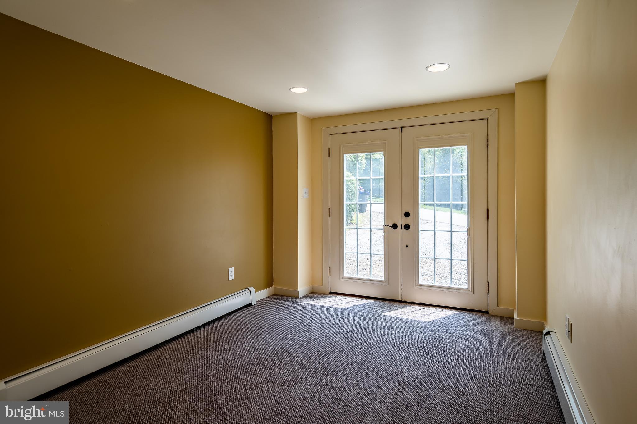 20 Lyndell Road Downingtown, PA 19335 - Photo 14 of 45 Family Room