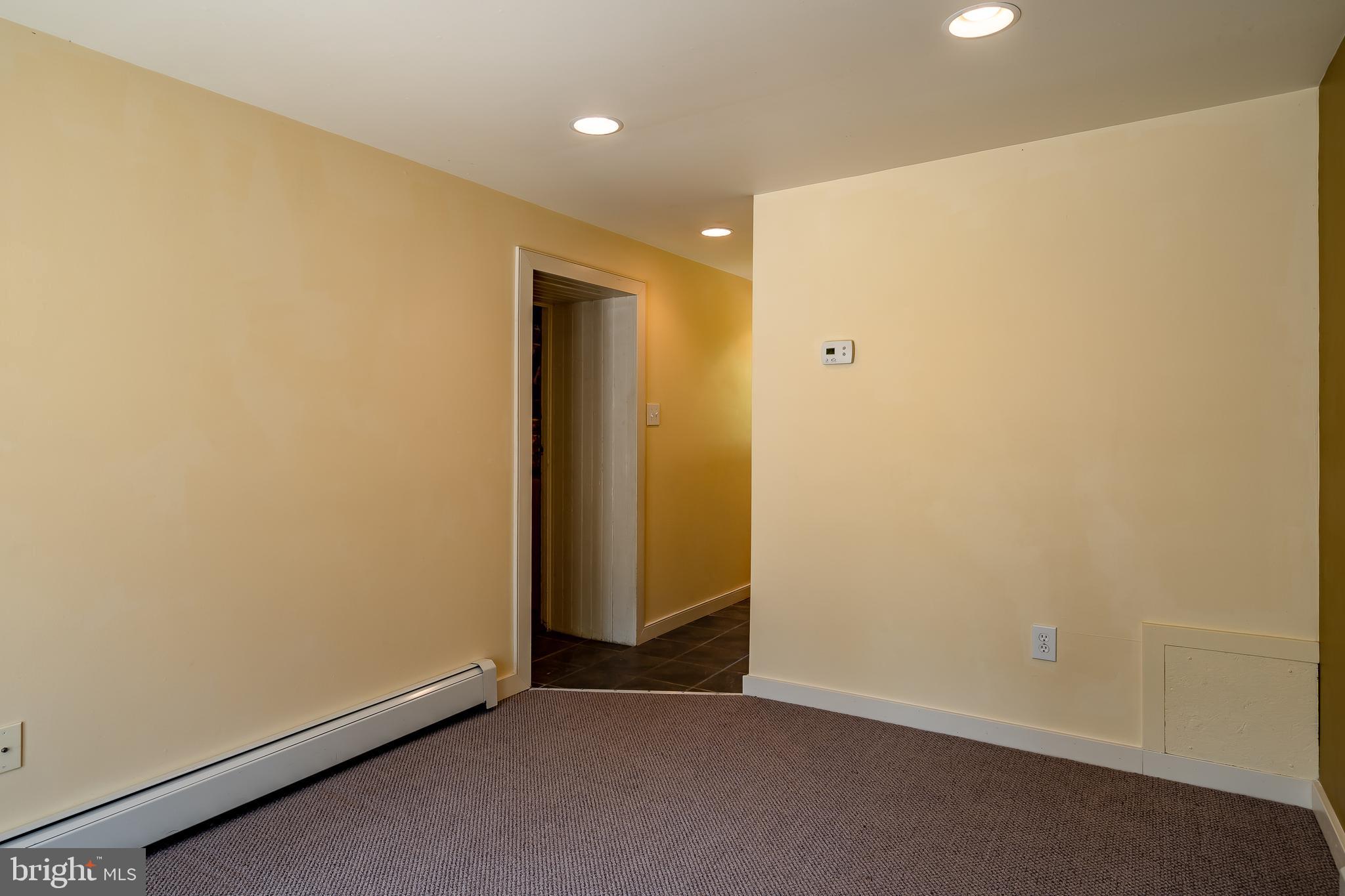 20 Lyndell Road Downingtown, PA 19335 - Photo 15 of 45 Family Room