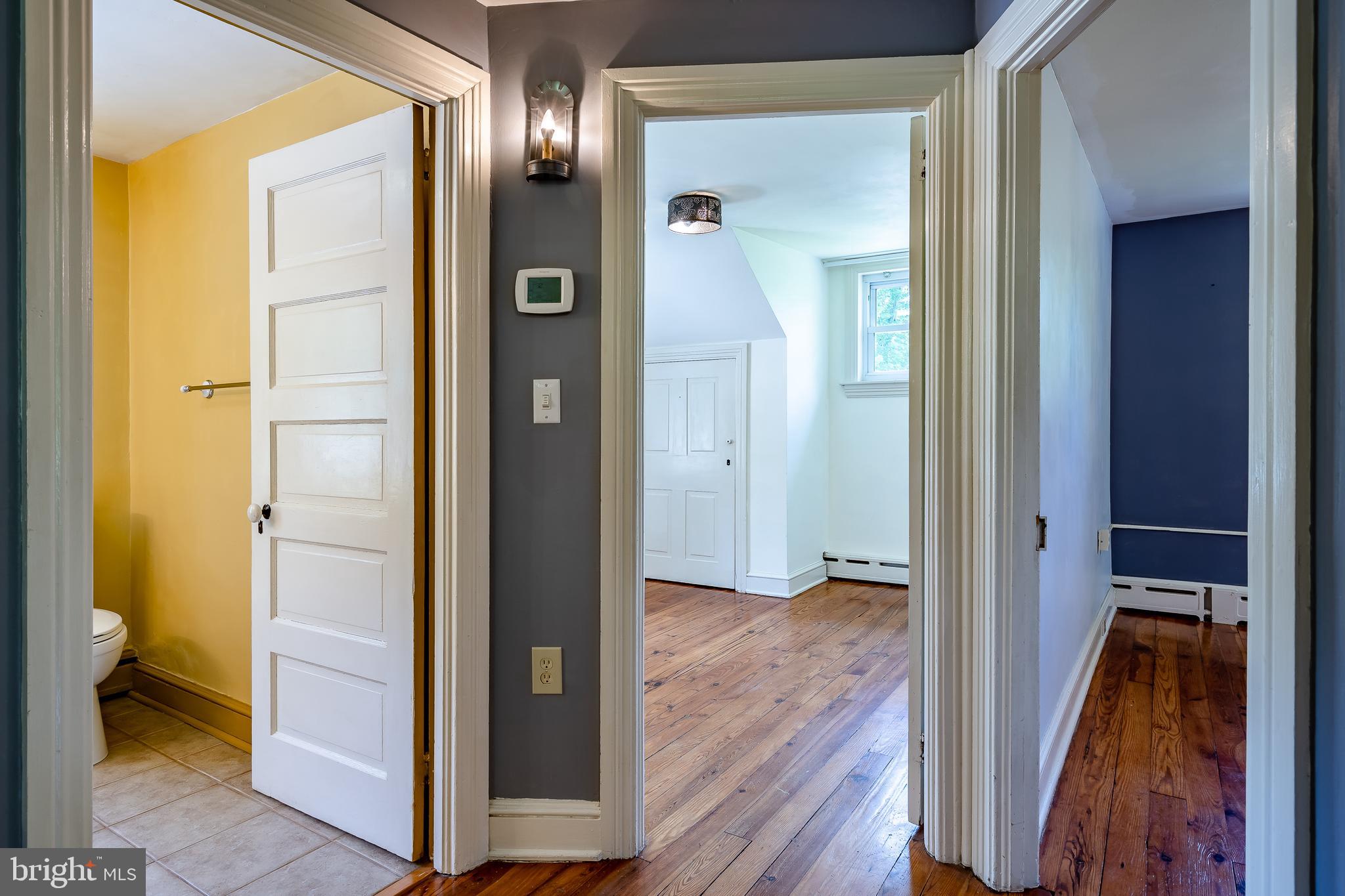 20 Lyndell Road Downingtown, PA 19335 - Photo 20 of 45 Upper Level Landing