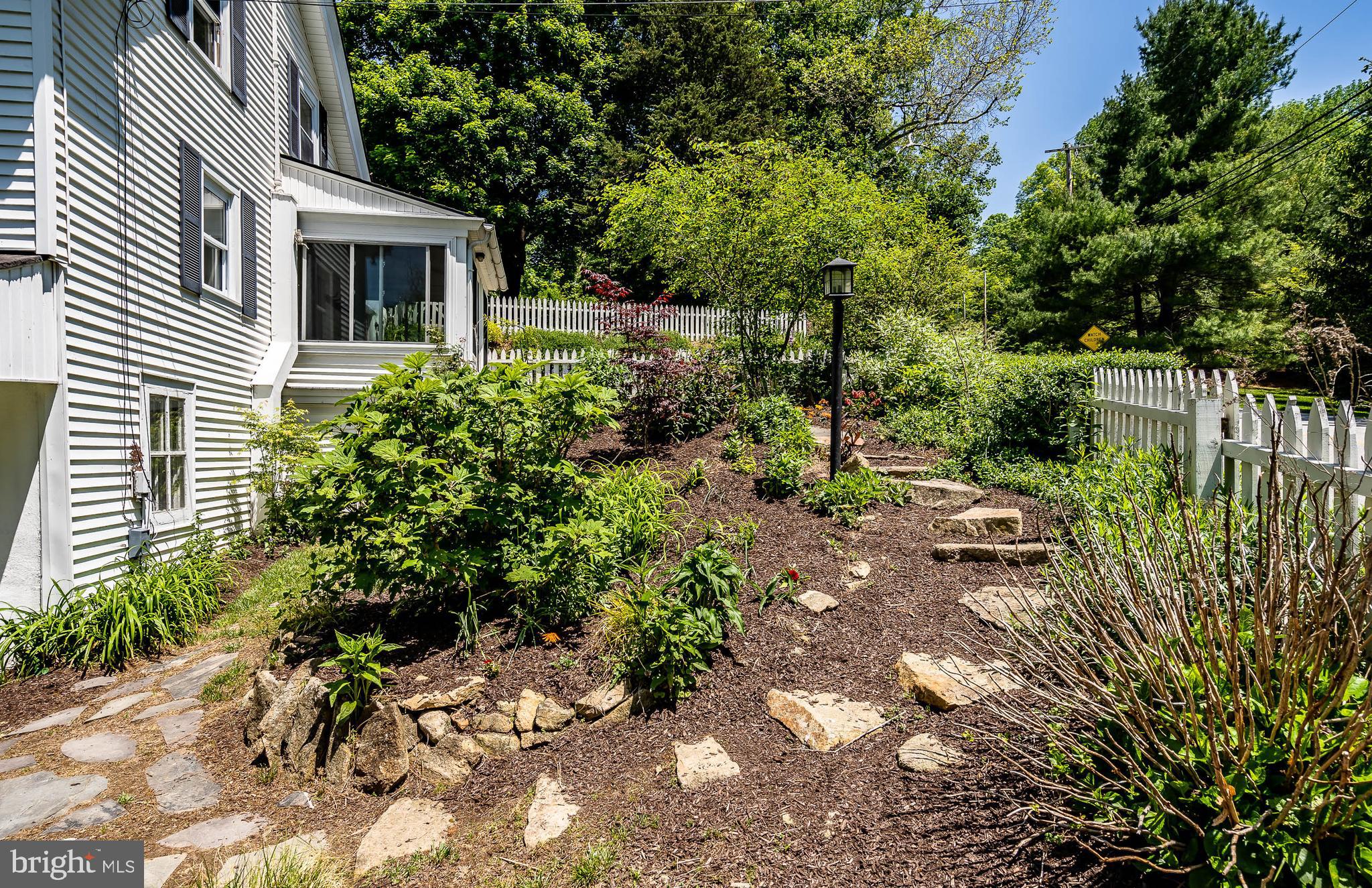 20 Lyndell Road Downingtown, PA 19335 - Photo 32 of 45 Exterior Side