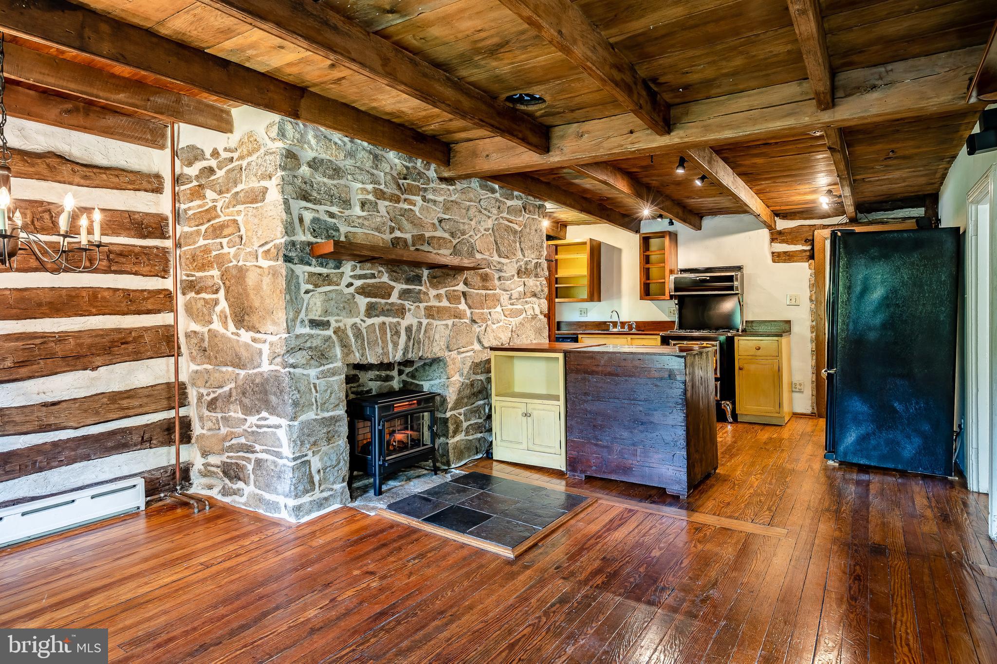 20 Lyndell Road Downingtown, PA 19335 - Photo 10 of 45 Kitchen