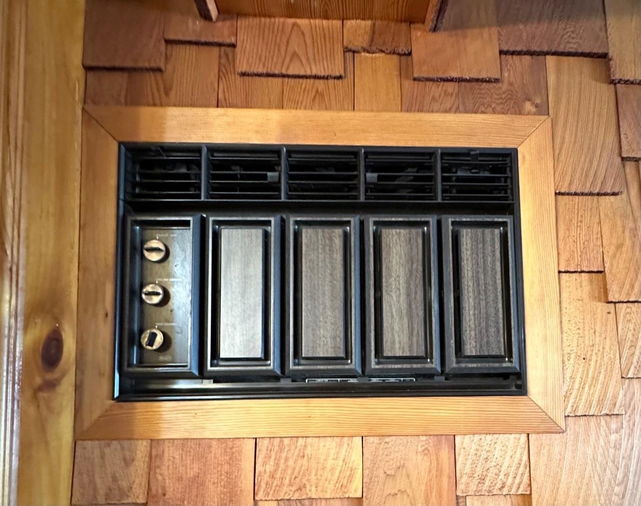 180 Watts Street Manchester, NH 03104 - Photo 5 of 40