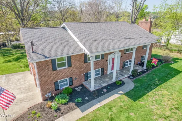 $418,500 | 908 Meadow Lane, Kingsport, TN 37663