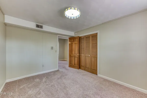 $418,500 | 908 Meadow Lane, Kingsport, TN 37663