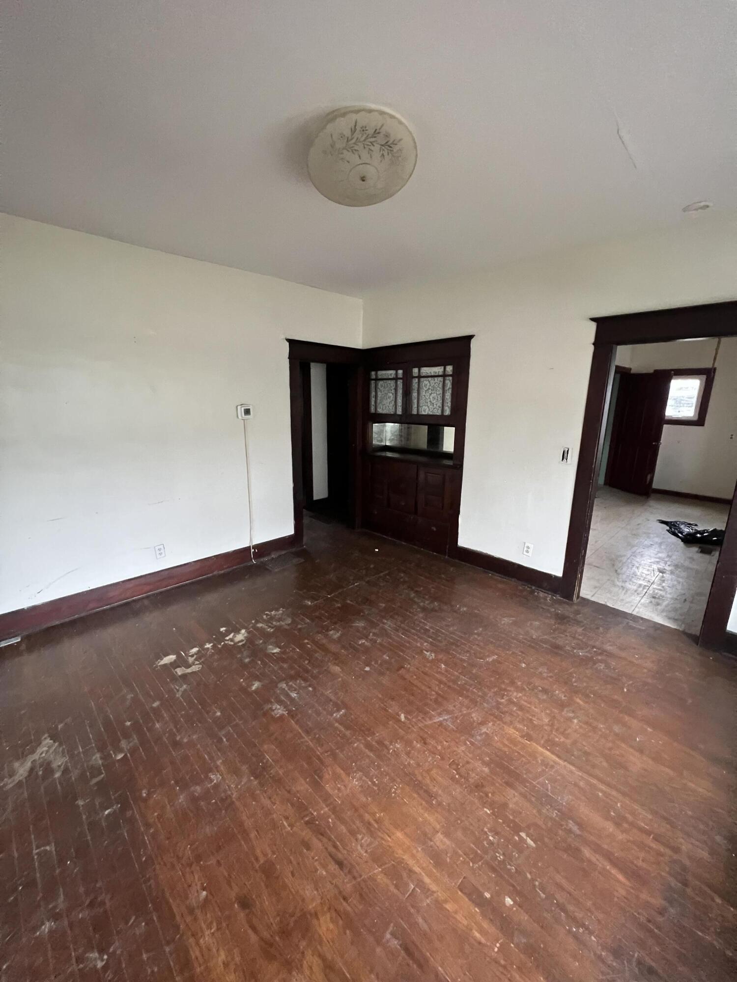 318 North Light Street Springfield, OH 45504 - Photo 5 of 12 Gallery Image 5