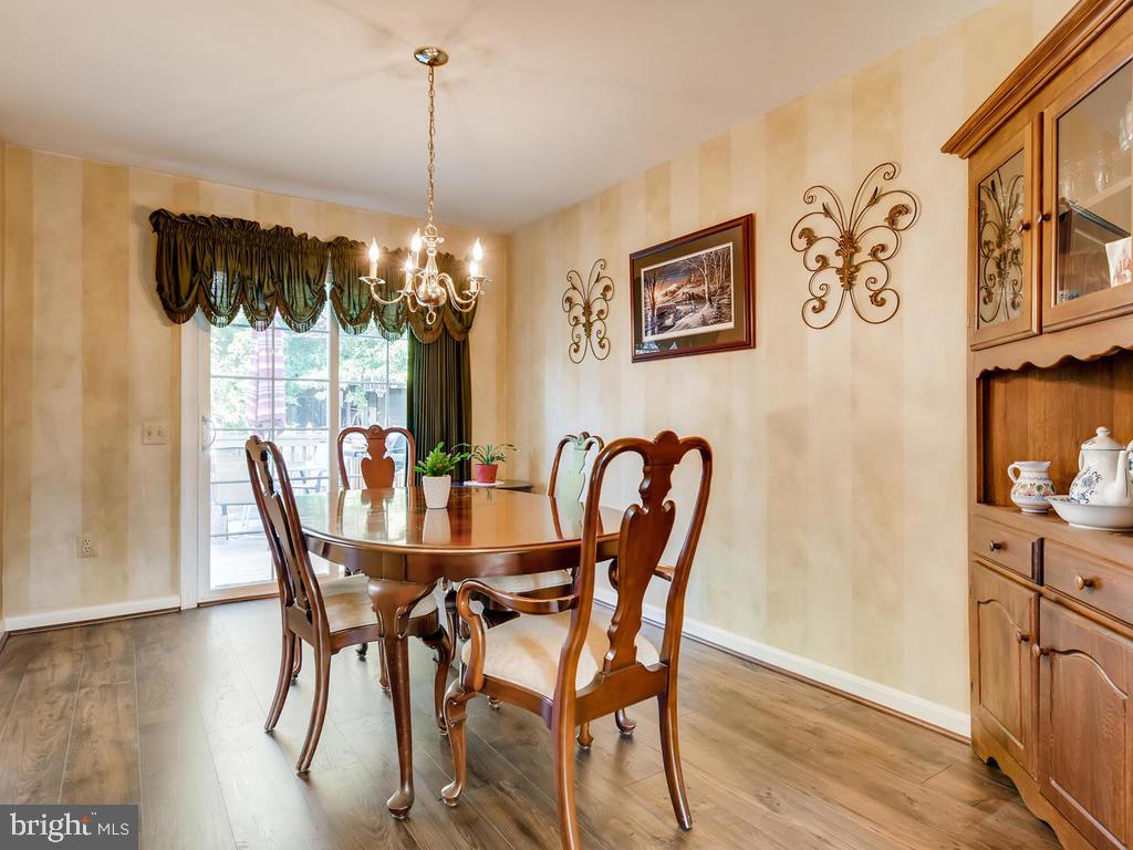 4471 Cole Farm Road Baltimore, MD 21236 - Photo 7 of 28 Dining Room