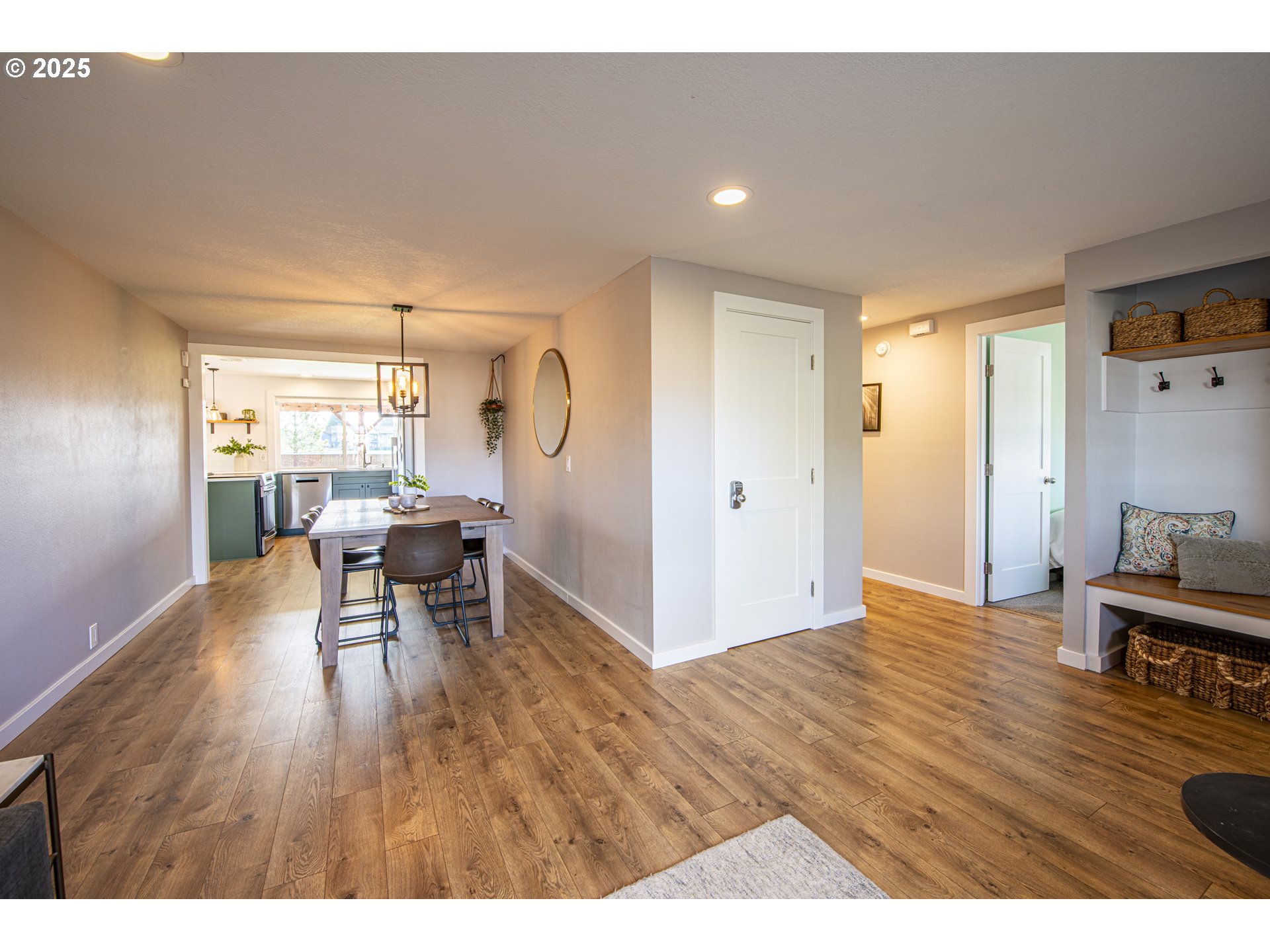 3052 Kentwood Drive Eugene, OR 97401 - Photo 7 of 43 a workspace with furniture and wooden floor