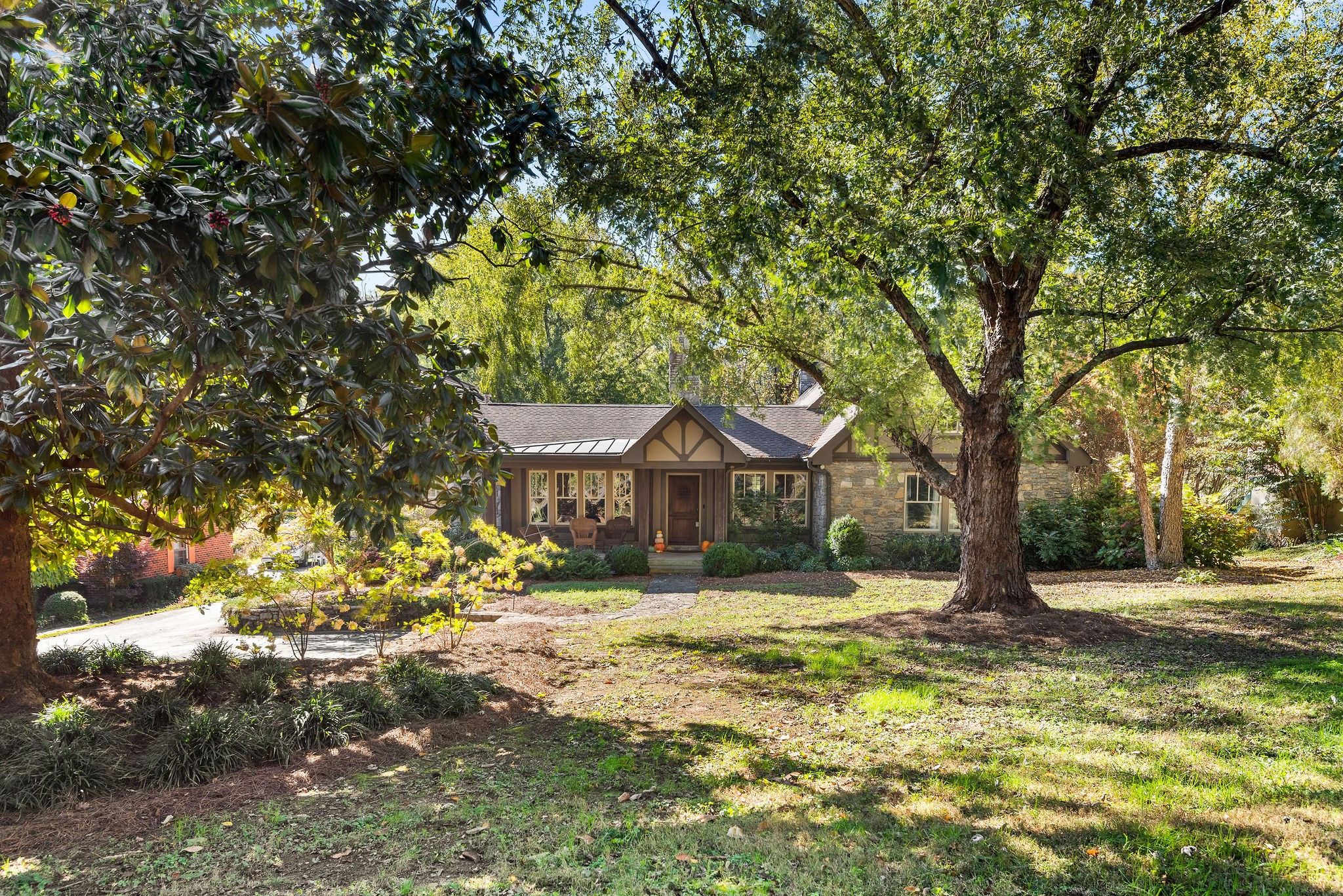 519 Crieve Road Nashville, TN 37220 - Photo 2 of 50 Gallery Image 2