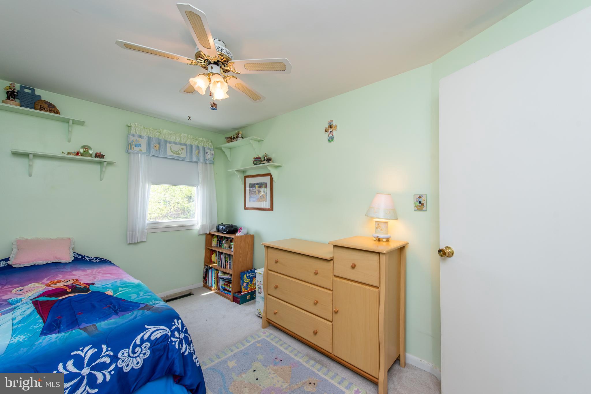 5605 Chelwynd Road Baltimore, MD 21227 - Photo 22 of 35 Bedroom 3
