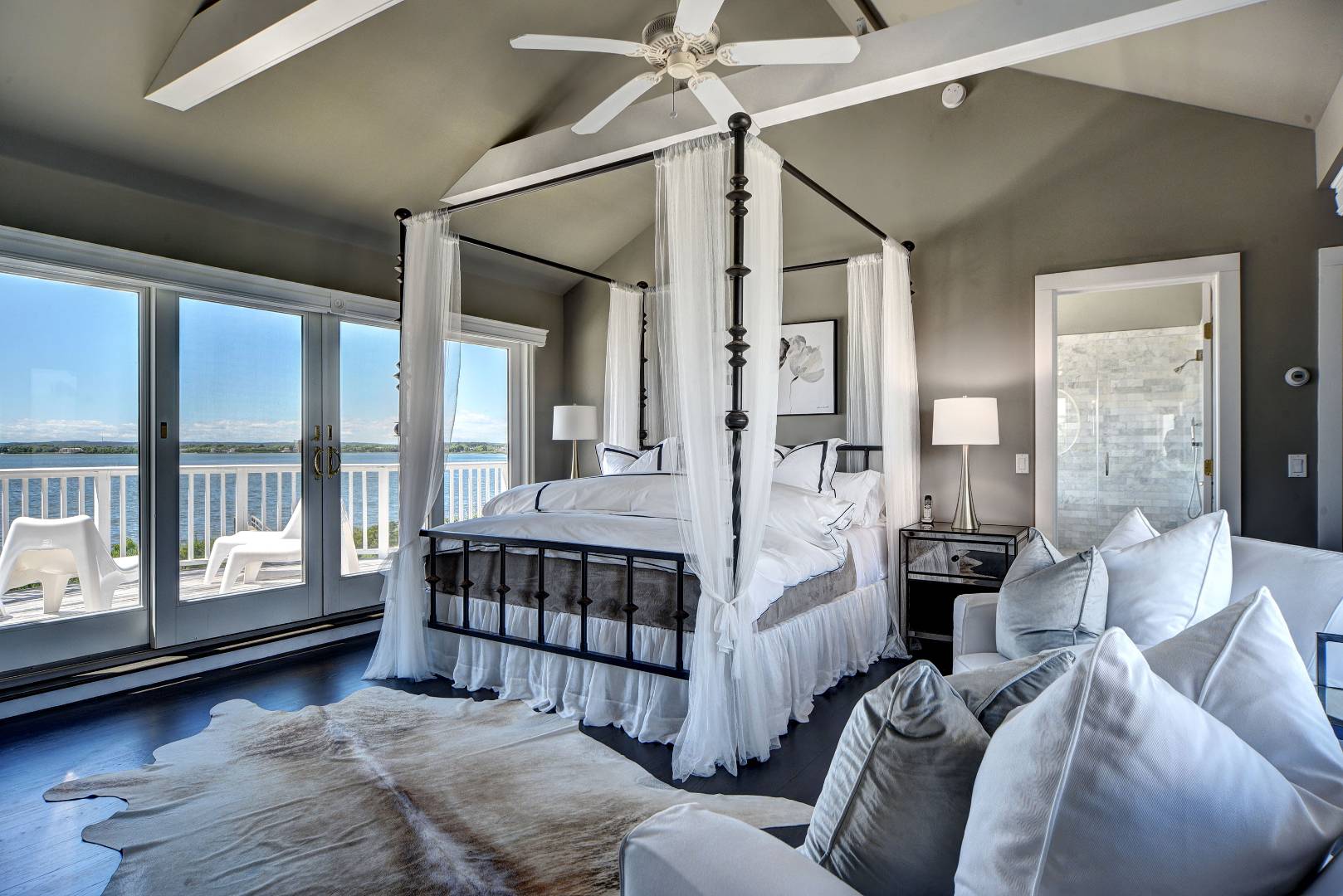 86 Dune Road Bridgehampton, NY 11932 - Photo 15 of 30