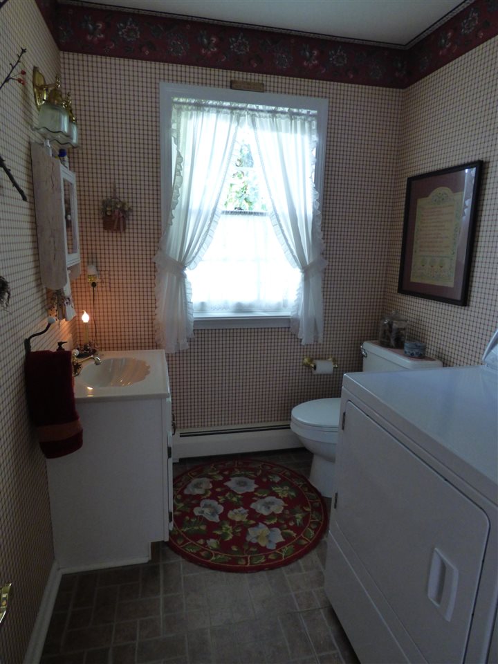 1386 Cider Mill Road Shaftsbury, VT 05262 - Photo 17 of 40 Gallery Image 17
