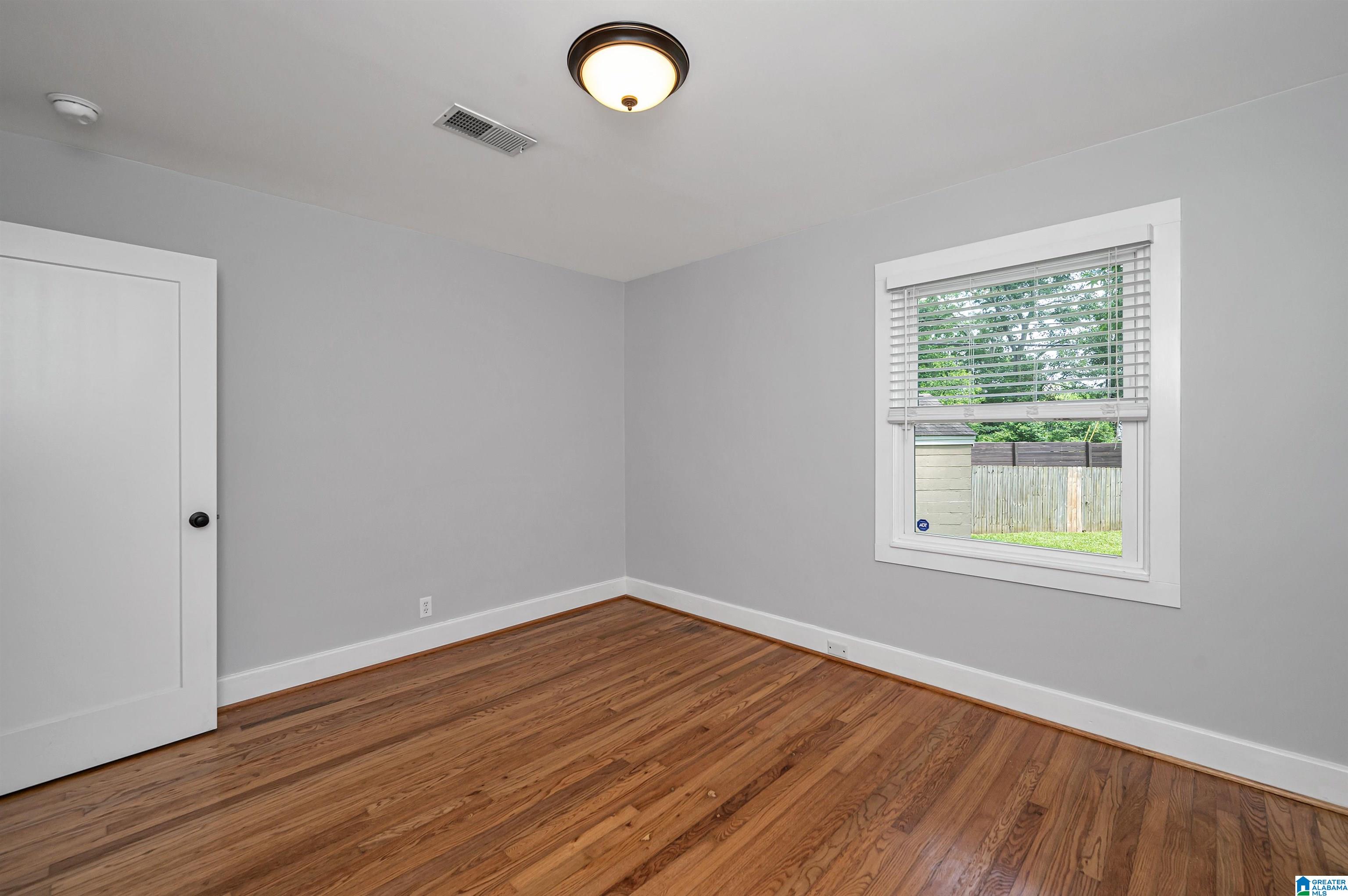 519 Oxmoor Road Birmingham, AL 35209 - Photo 23 of 33