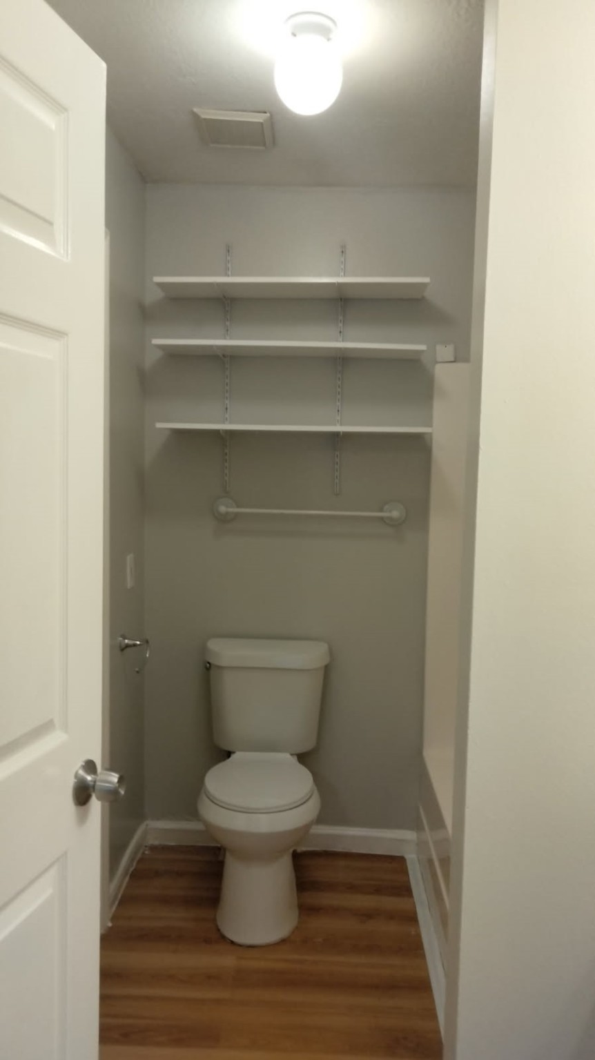40 Sunset Ridge Drive Coldspring, TX 77331 - Photo 7 of 12 a bathroom with a toilet and a shower