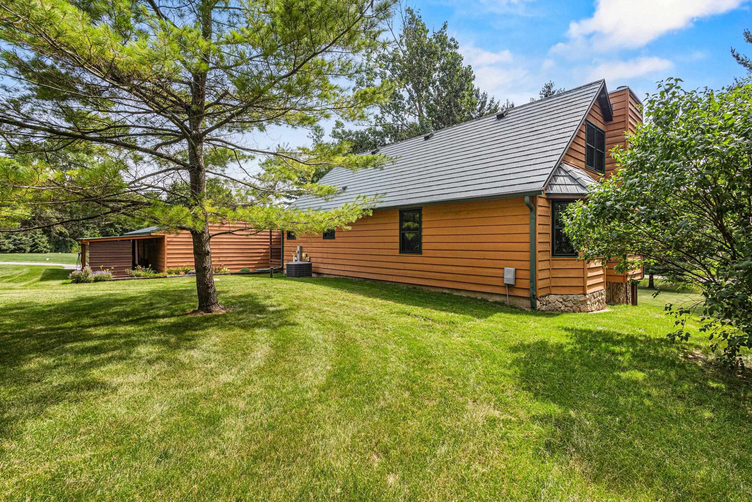 2555 Brown Deer Road Stoughton, WI 53589 - Photo 39 of 41