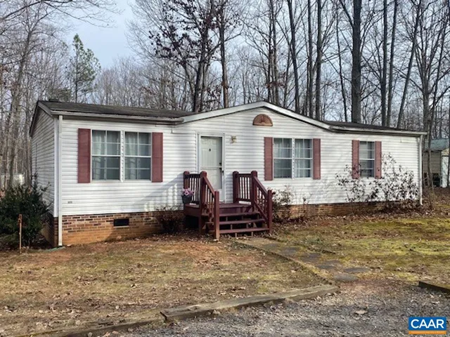 $189,900 | 283 Hummingbird Road, Scottsville, VA 24590