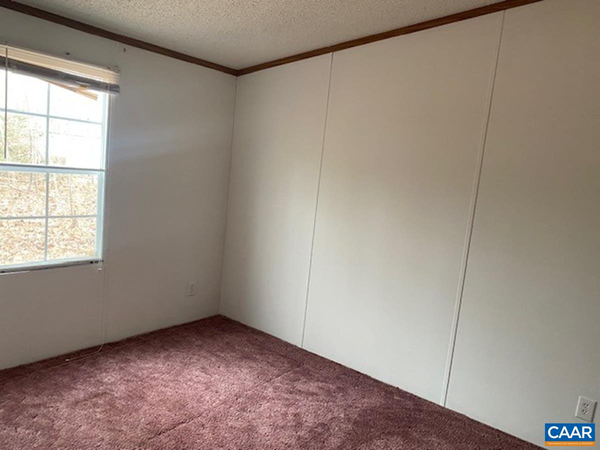 283 Hummingbird Road Scottsville, VA 24590 - Photo 9 of 11