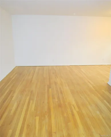 $165,000 | 585 McLean Avenue, Unit 6D, Yonkers, NY 10705