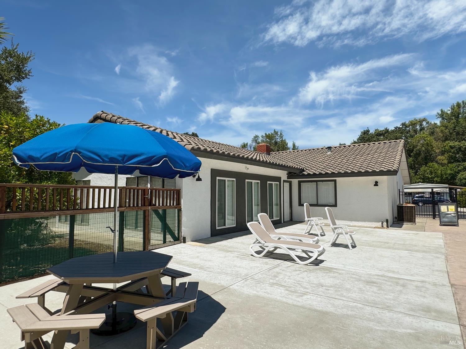 49 Ramon Street Sonoma, CA 95476 - Photo 35 of 39 a view of a chairs and tables in the patio
