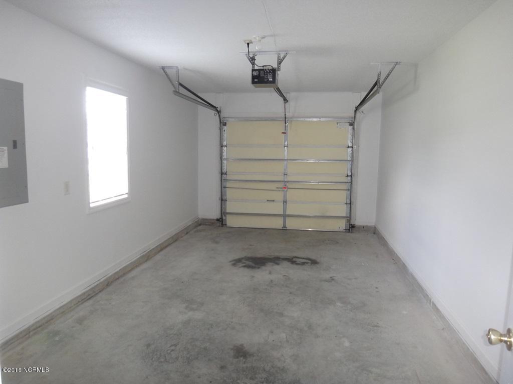 115 Charlton Road Hubert, NC 28539 - Photo 21 of 21 Garage