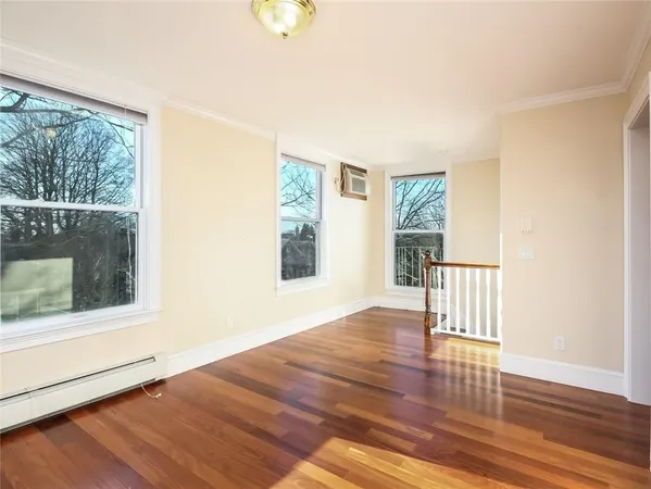 $3,200 | 22 Mt Vernon Street, Unit C, Newport, RI 02840