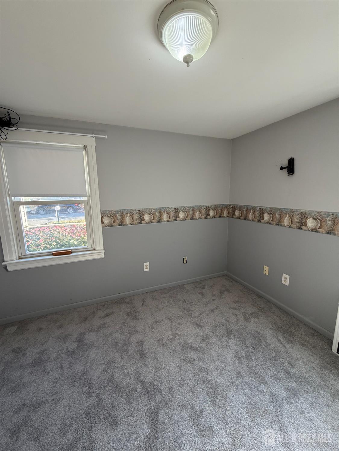 1827 Oak Road North Brunswick, NJ 08902 - Photo 21 of 43